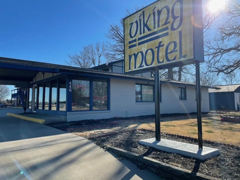 Viking Motel