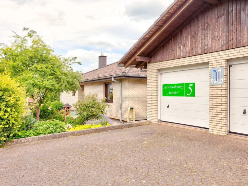 Sonnige Wohnung in Bad Driburg mit Garten