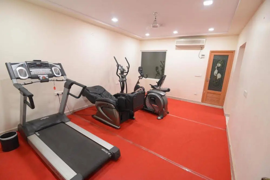 OYO 11954 Hotel Heritage Residency