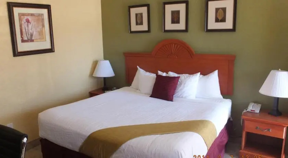 Best Western Desert Aire Hotel