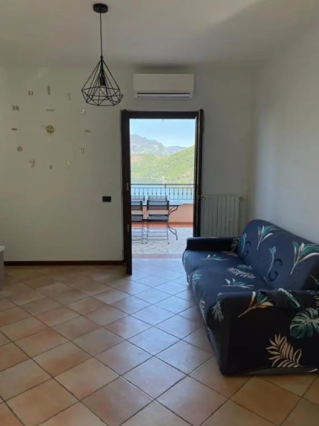 Lake Iseo - Gli ulivi 1