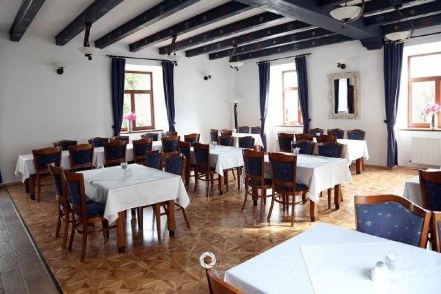 Zámecký Hotel U Rajských