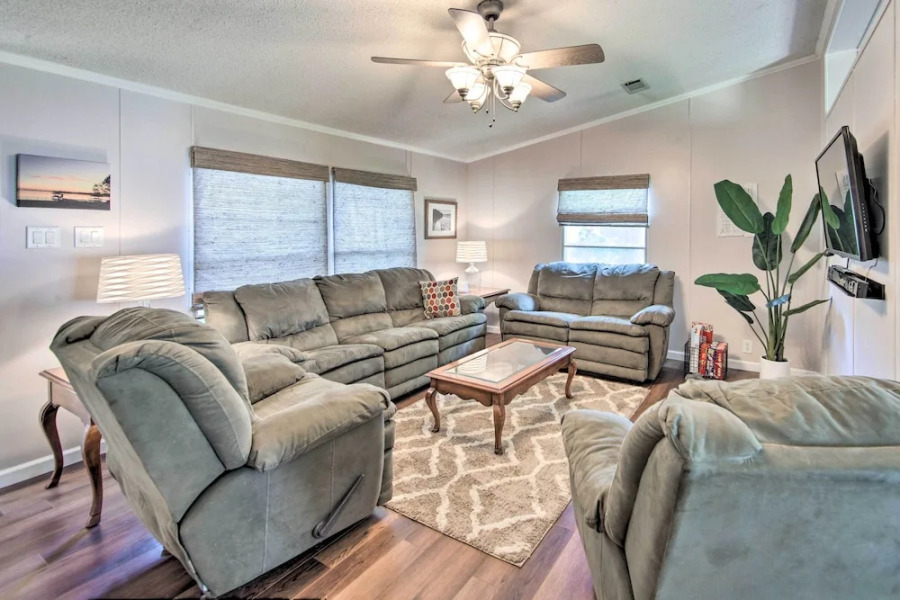 Lakefront Mabank Gem w/ Sunset Views: Pets Welcome