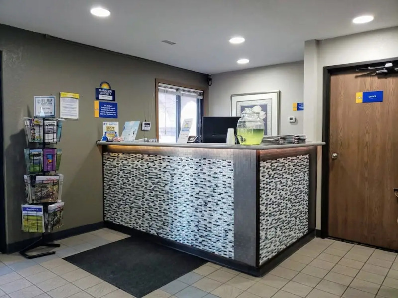 Days Inn By Wyndham Willmar
