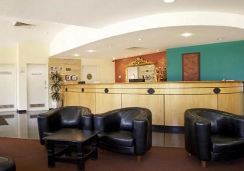 The Lodge Motel, Newman