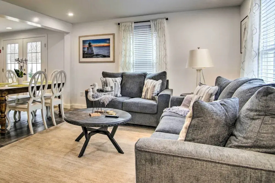 Cozy Edgartown Vacation Rental Near Beach!