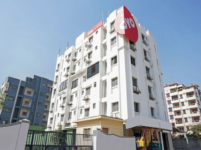 OYO Living 26804 Luxurious Studio Rooms