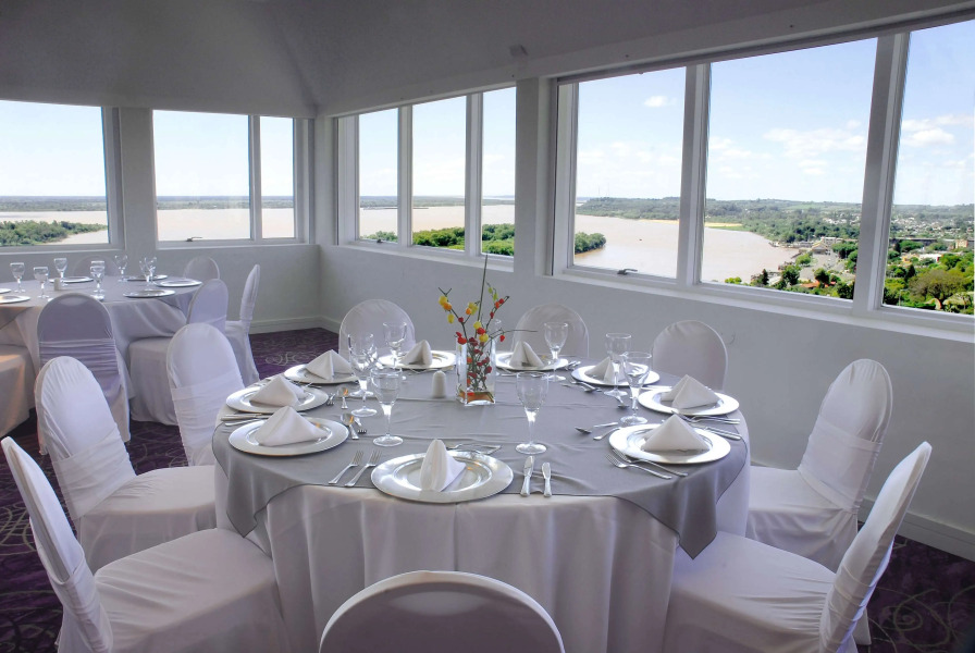 Howard Johnson by Wyndham Plaza Hotel Mayorazgo