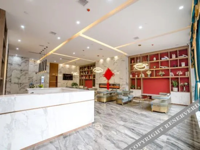 Zhishang Light Luxury Hotel (City Hall)
