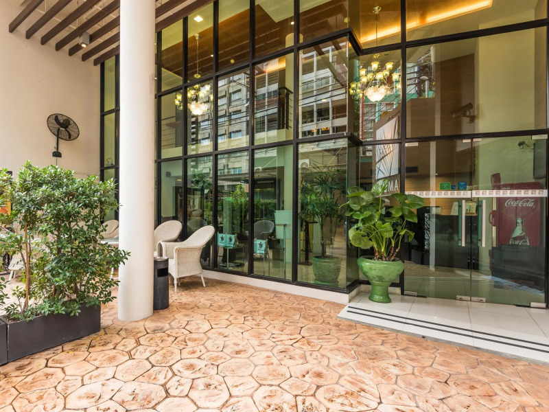 Amber Boutique Silom Hotel