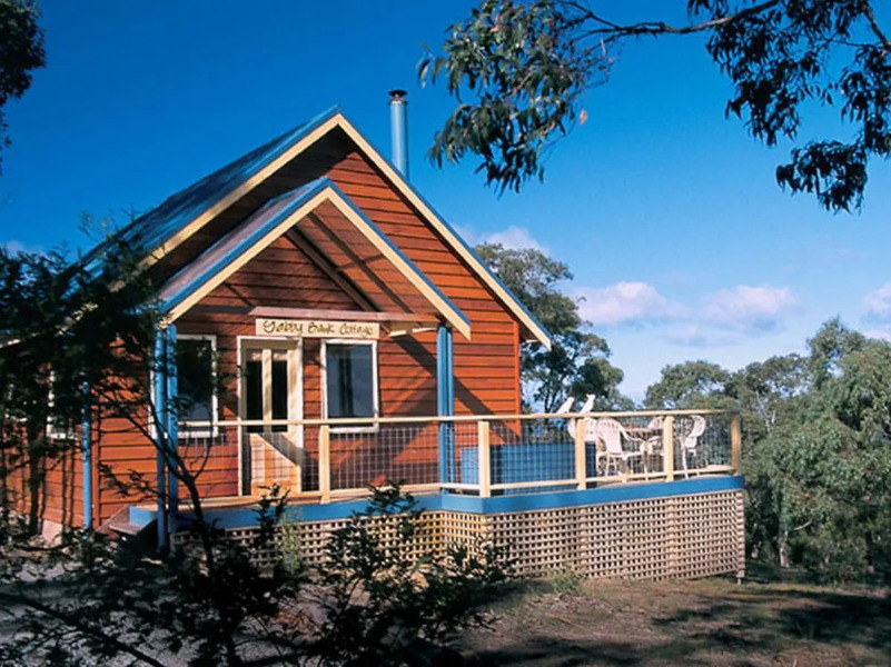 Lorne Bush House Cottages & Eco Retreats