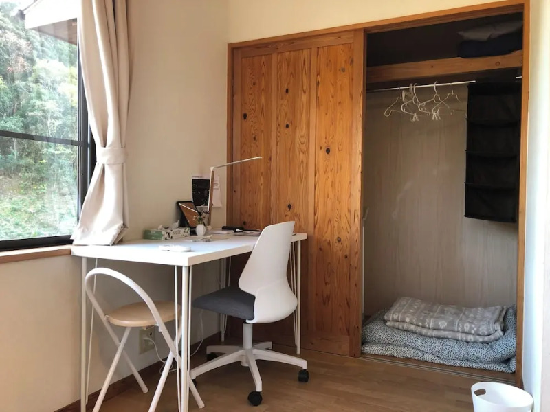 Share Creative&Bed 'adonoan'