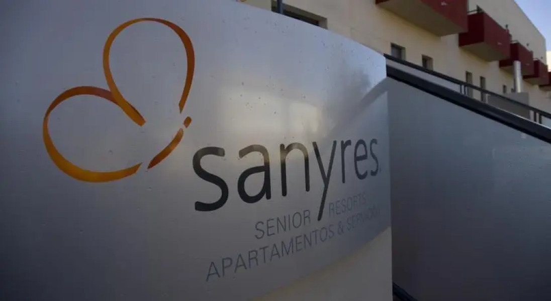 Aljaraque Suites Senior Resort +50