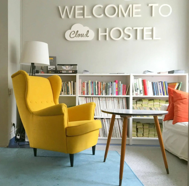 Cloud Hostel