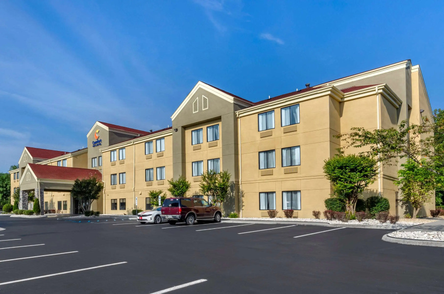 Comfort Inn & Suites Troutville - Roanoke North /