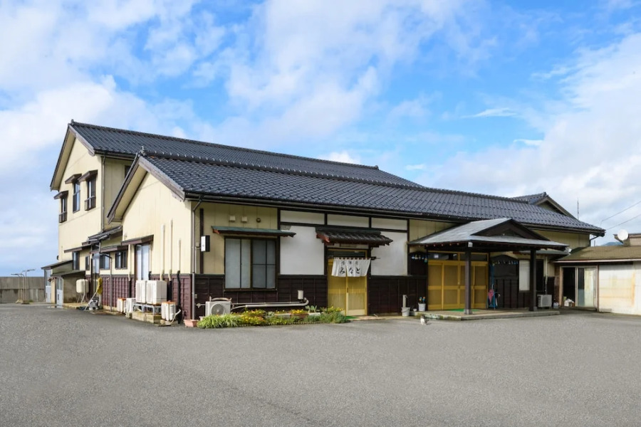OYO Ryokan Ryosou Minato Sado