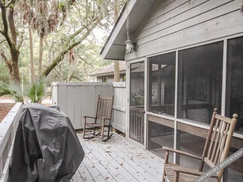 Oceanwoods 485 by RedAwning