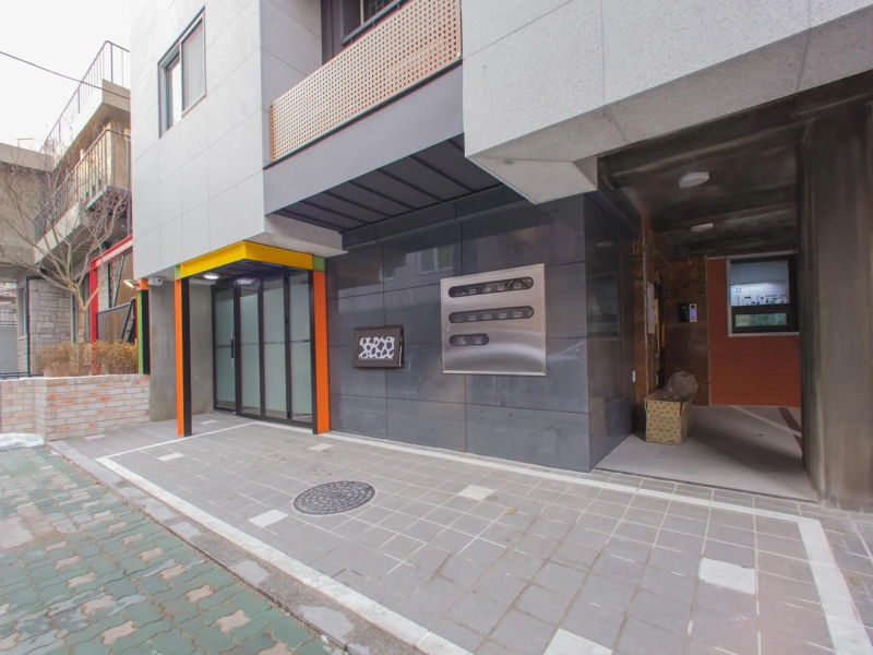 KW Hongdae Line Hostel