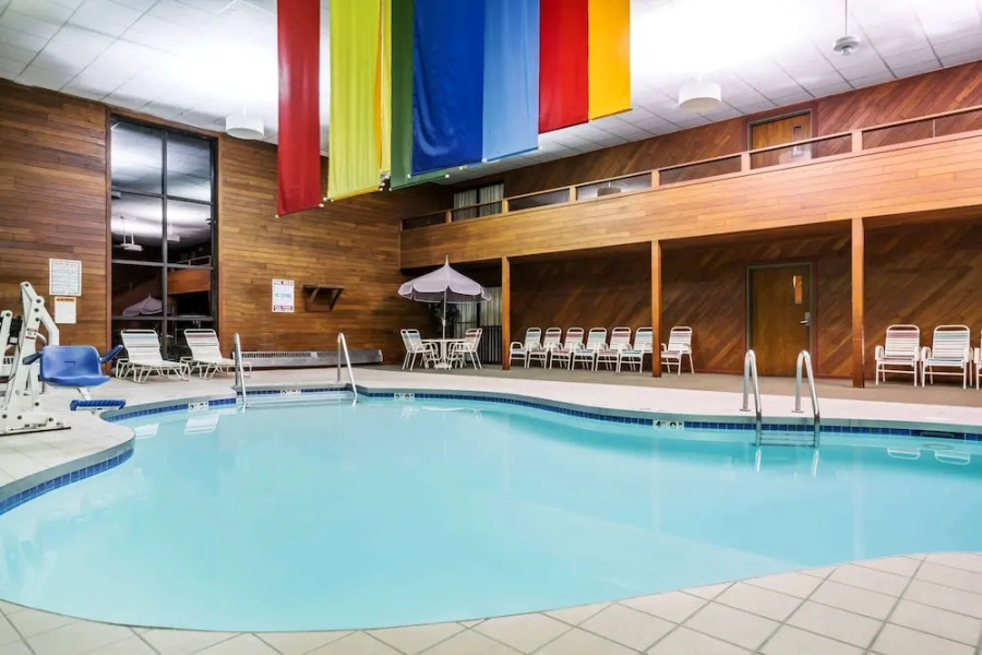 Days Inn And Suites Wausau