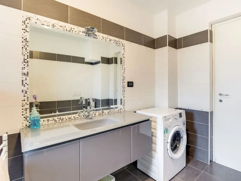 Gorgeous Apartment in Cipressa With Terrace