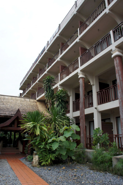 The Elephant Crossing Hotel