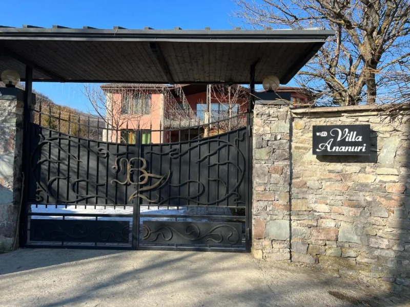 Villa Ananuri