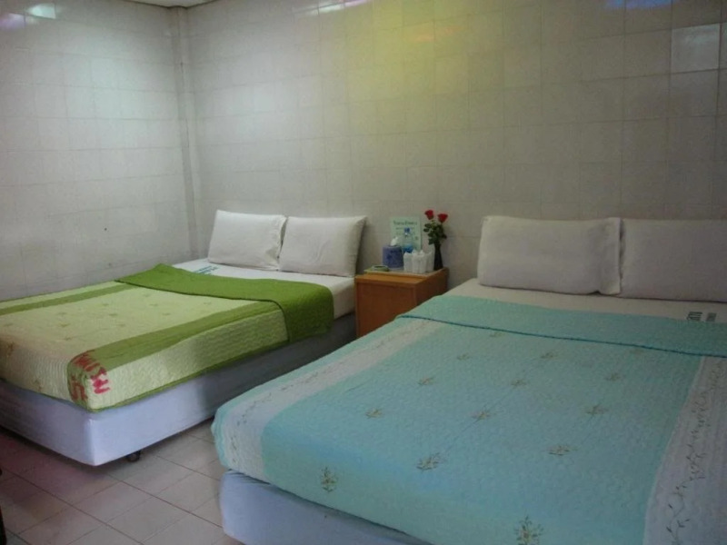 Bualuang Angthong Hotel