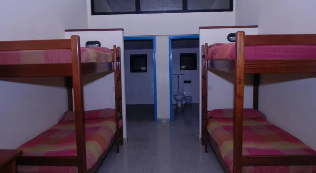 Aula-Albergue De La Naturaleza La Laurisilva