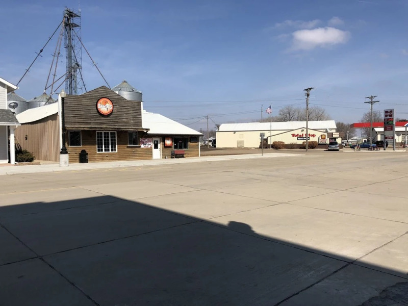 Historic Ortman Hotel - Canistota/Sioux Falls