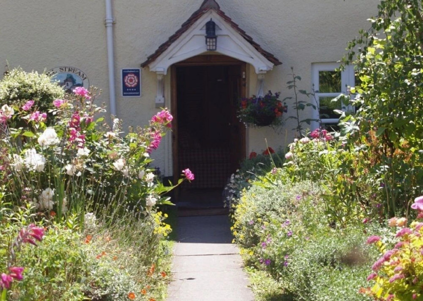 Millstream Cottage Bed & Breakfast