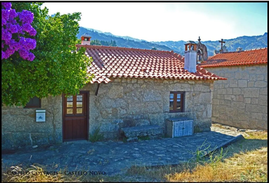 Castelo Cottages