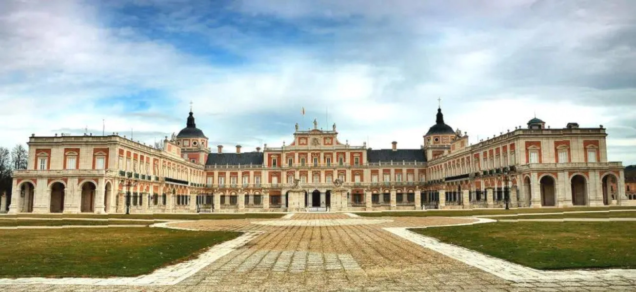 Apartamento Palacio Aranjuez Completo 2H - Warner Park Near