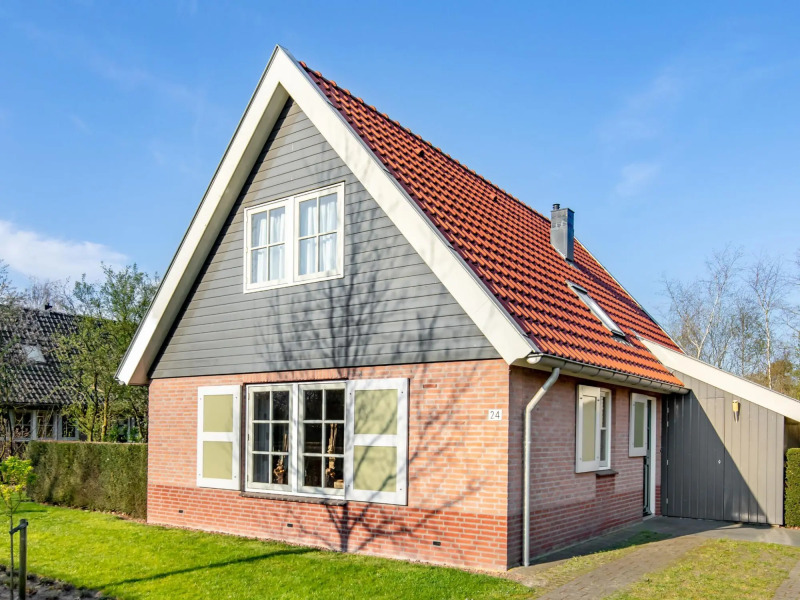 Detached Holiday Home With a Dishwasher Near Appelscha