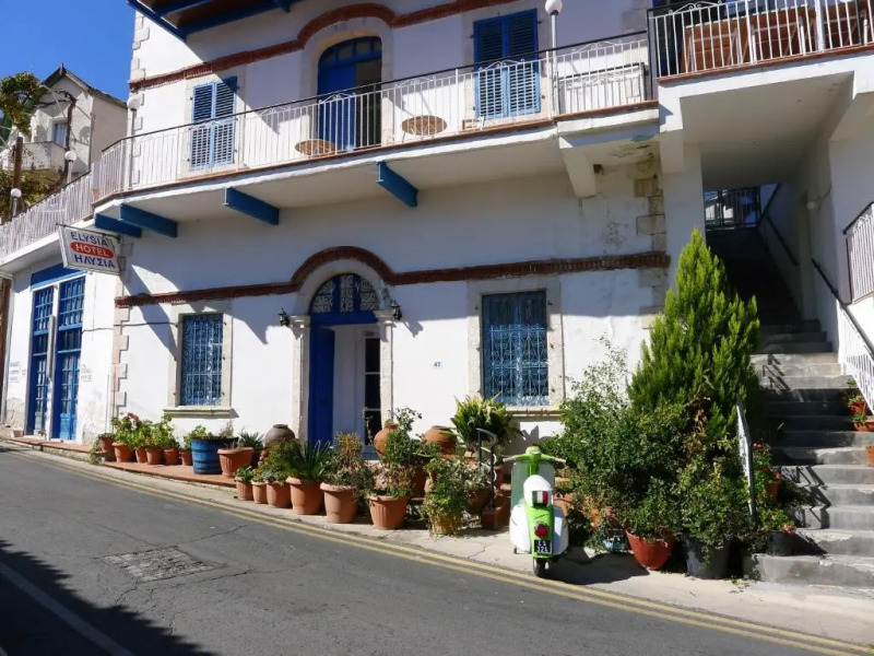 Elyssia Hotel
