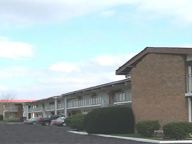 Red Carpet Inn Bristol