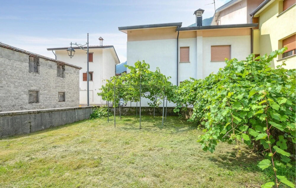 Stunning Home in Cimolais With 4 Bedrooms and Wifi