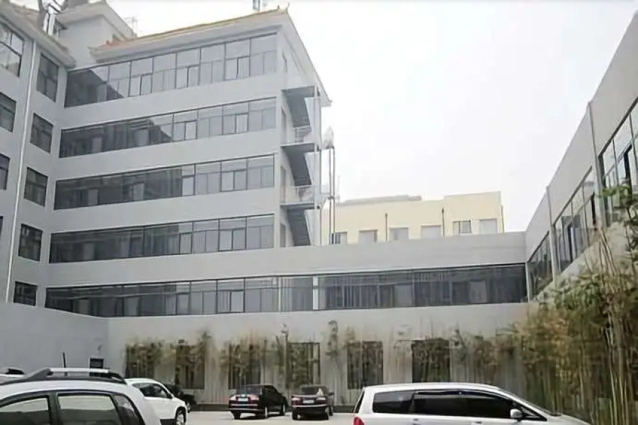 Xinxiang Bowei Style Hotel Peace Road