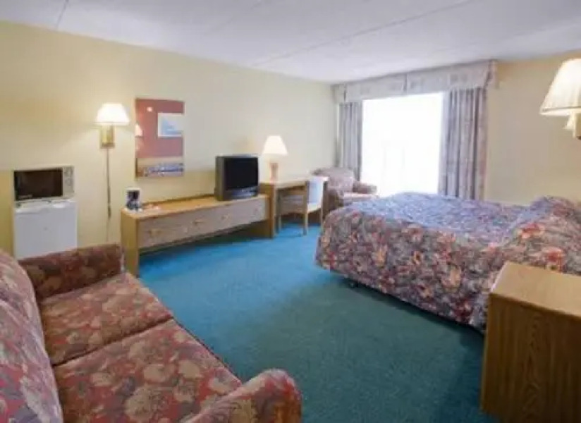 Broadview Inn Suites (former Americas Best Value Inn Galesburg)
