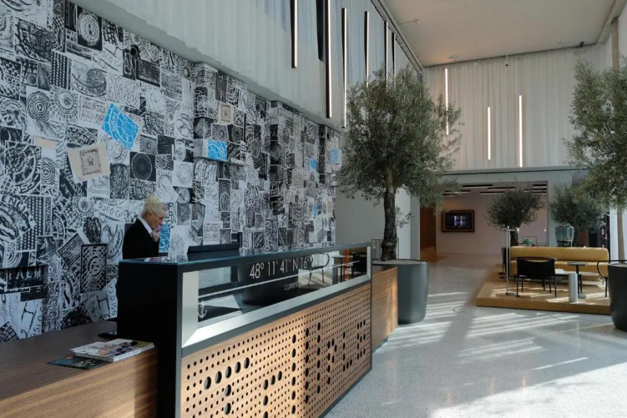 Triiiple Suites Level 22 mit Balkon und Tiefgarage