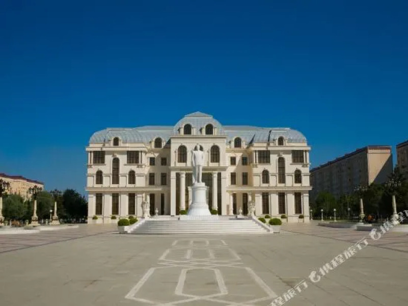 Sumgayit Plaza Hotel