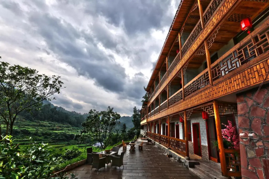 Eden Mountain Village