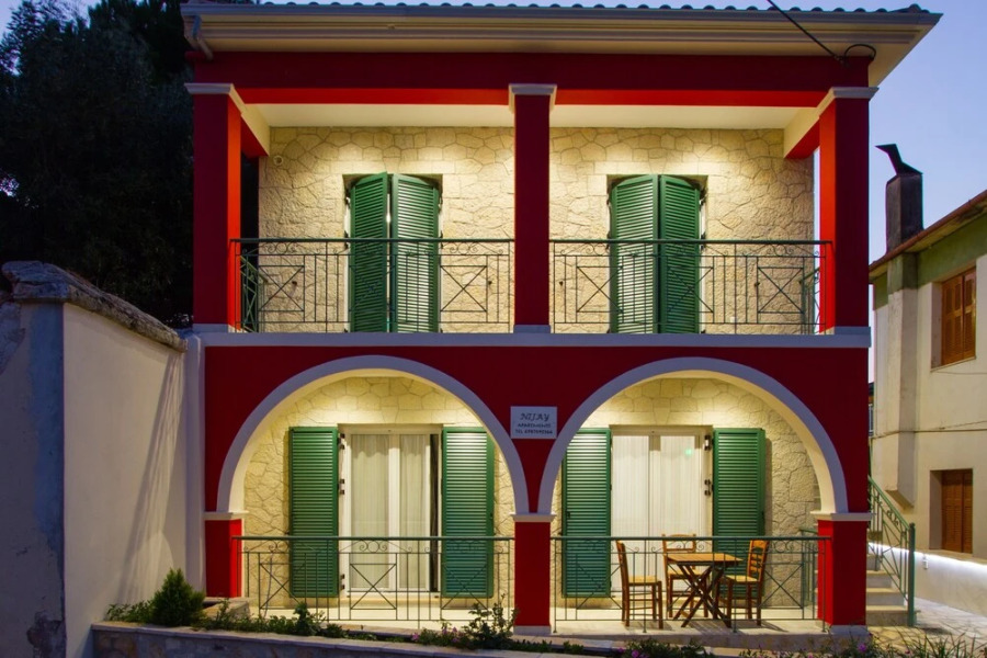 Nijay Apartments No 1, 2 Bedroom Apartment Sleeps 6 With Bed Settee In Lounge