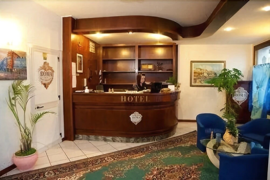 Hotel Roma