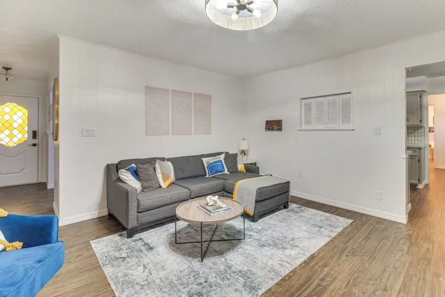 Near Shops & Eats: Vinita Home w/ Furnished Patio