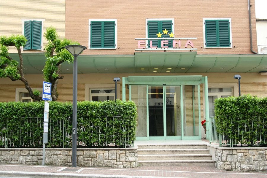 Hotel Elena