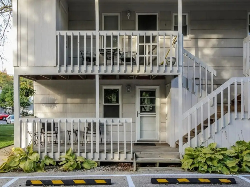 Water Street Retreat