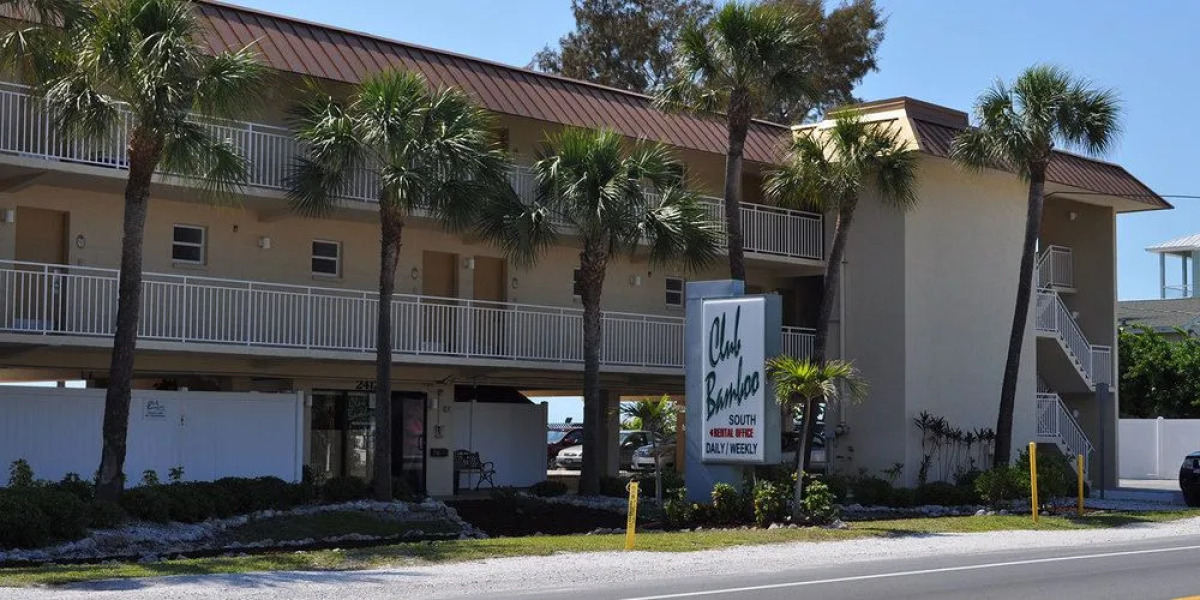 Club Bamboo South - Bradenton Beach