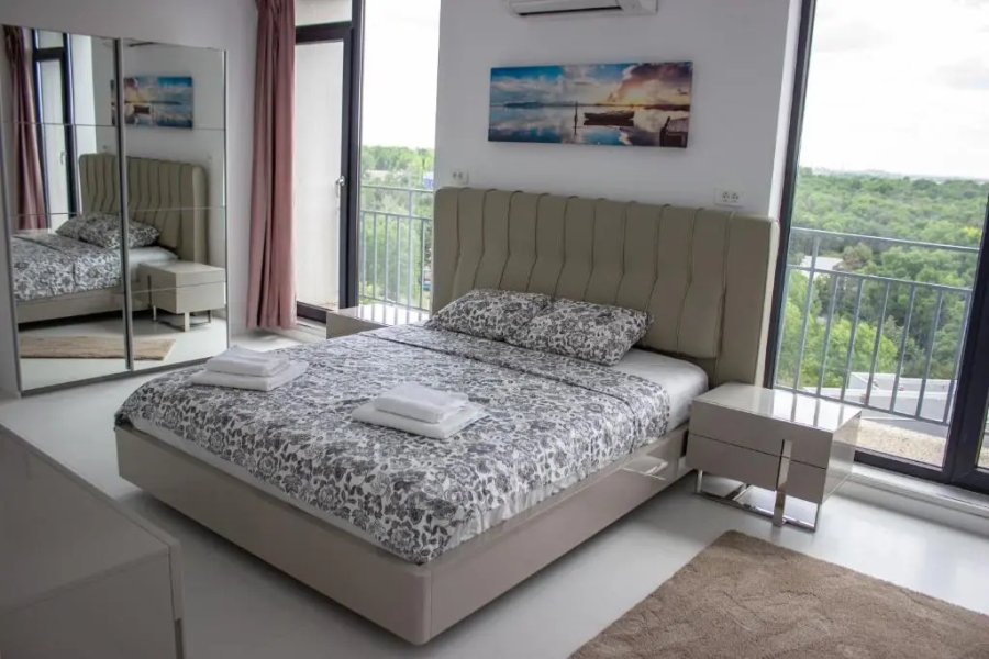 Panoramic Sea View 3 rooms Apartment in Neptun.