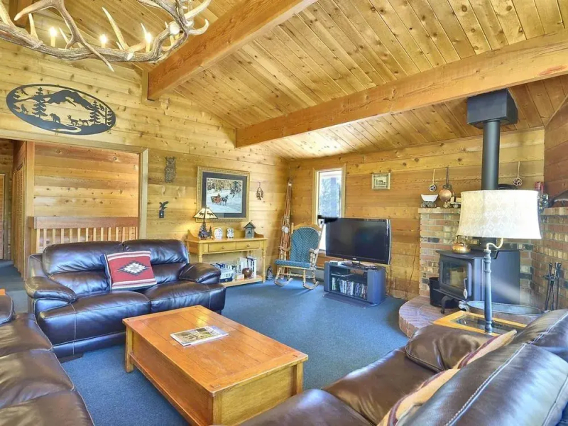 Flat Top 4 2 Br home by RedAwning