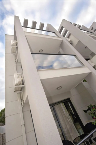 Kondo Suites & Residence